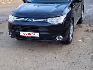 2012 Mitsubishi Outlander III, чёрный, 1590000 рублей, вид 3