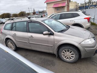 2008 Renault Megane II Рестайлинг, бежевый, 210000 рублей, вид 3