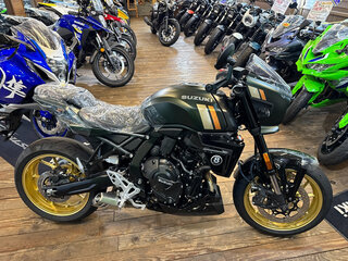 2026 Suzuki GSX-8TT, зелёный, 1100000 рублей, вид 3
