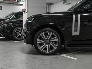 2024 Land Rover Range Rover P615 MHEV Long V, чёрный, 22000000 рублей, вид 2