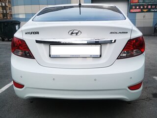 2013 Hyundai Solaris I, белый, 850000 рублей, вид 5