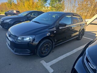 2014 Volkswagen Polo V, чёрный, 787000 рублей, вид 2