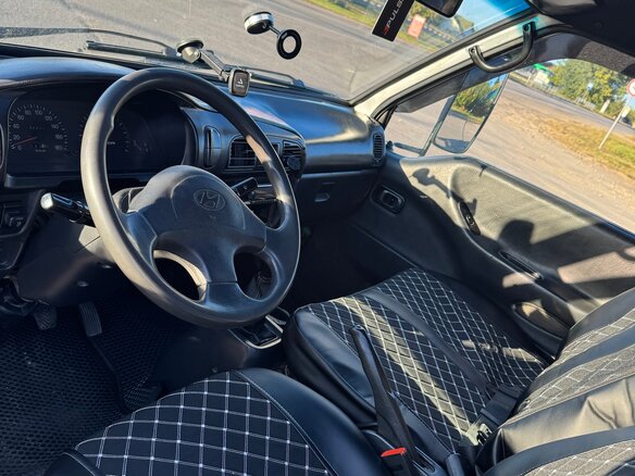 2012 Hyundai Porter, серебристый, 500000 рублей - вид 5