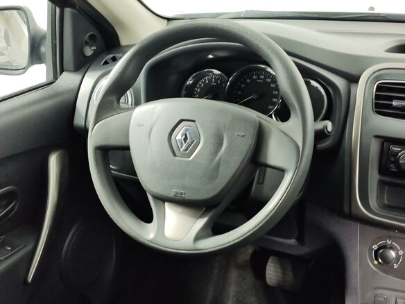 2015 Renault Logan II, бежевый - вид 18