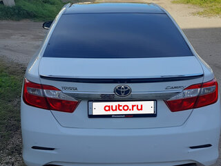 2012 Toyota Camry VII (XV50), белый, 1530000 рублей, вид 3