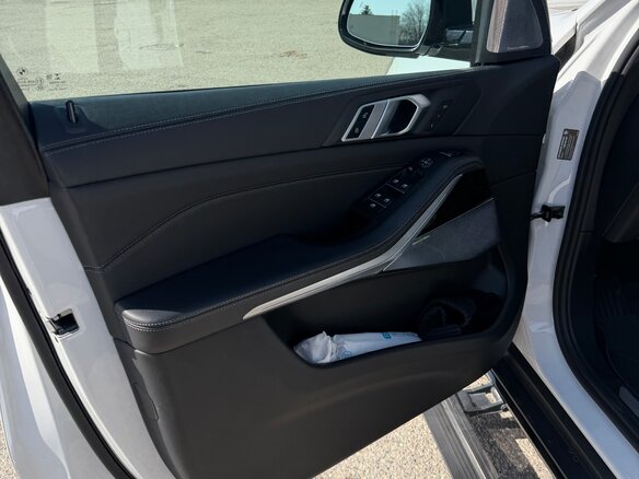 2019 BMW X5 40i IV (G05/G18), белый, 6250000 рублей - вид 24
