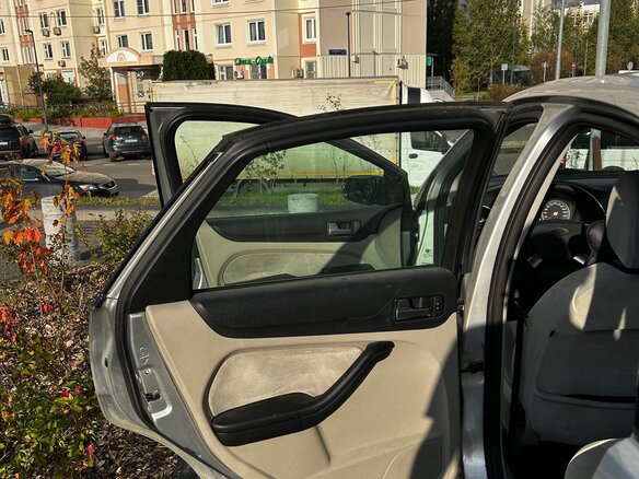 2006 Ford Focus II, серебристый, 420000 рублей - вид 12