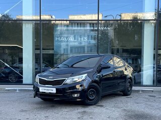 2015 Kia Rio III Рестайлинг, чёрный, 890000 рублей, вид 1