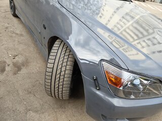 1998 Toyota Altezza, серебристый, 1050000 рублей, вид 4