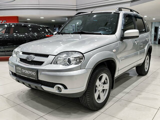 2012 Chevrolet Niva I Рестайлинг, серый, 450000 рублей, вид 1