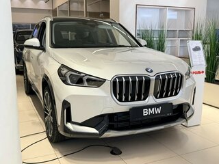 2025 BMW X1 Long 25Li xDrive III (U11/U12), белый, 5530000 рублей, вид 2