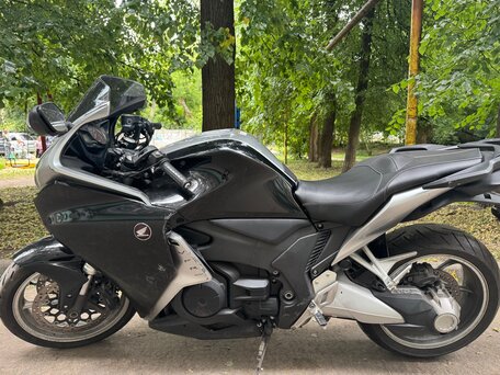 2011 Honda VFR 1200, чёрный, 570000 рублей, вид 1