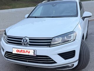 2015 Volkswagen Touareg II Рестайлинг, белый, 2999999 рублей, вид 2