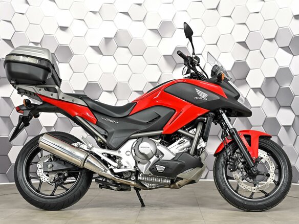 2012 Honda NC 700X, красный, 675000 рублей - вид 2