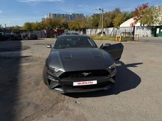 2019 Ford Mustang VI Рестайлинг, серый, 3150000 рублей, вид 3