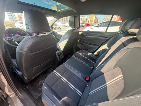 2022 Volkswagen Golf VIII, серый, 2730000 рублей - вид 14