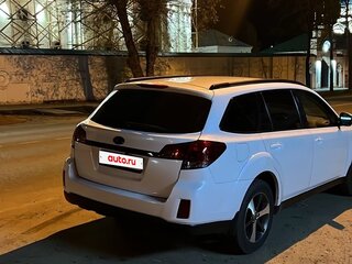 2011 Subaru Outback IV, белый, 1450000 рублей, вид 3