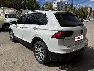 2019 Volkswagen Tiguan II, белый, 1800000 рублей, вид 2