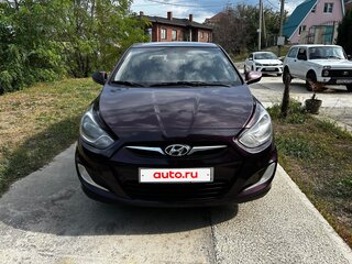 2012 Hyundai Solaris I, фиолетовый, 620000 рублей, вид 2