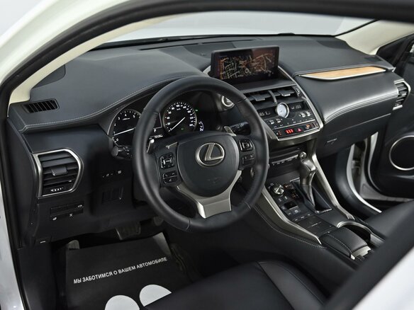 2018 Lexus NX 200 I Рестайлинг, белый, 2685000 рублей - вид 4