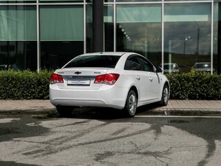2013 Chevrolet Cruze I Рестайлинг, белый, 550000 рублей, вид 2