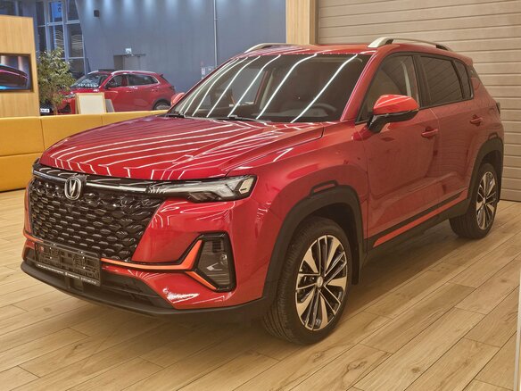 2024 Changan CS35 Plus I Рестайлинг, красный, 2709900 рублей - вид 1