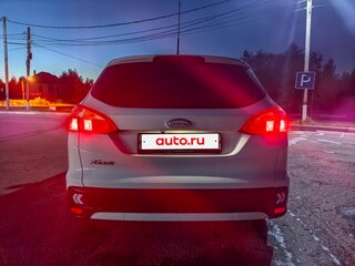 2013 Ford Focus III, белый, 820000 рублей, вид 4