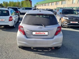 2016 Toyota Vitz III (XP130) Рестайлинг, серый, 810000 рублей, вид 5