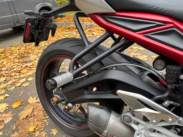 2018 Triumph Street Triple, серебристый, 730000 рублей - вид 7