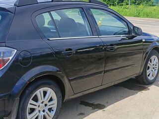 2010 Opel Astra H Рестайлинг, чёрный, 520000 рублей, вид 5