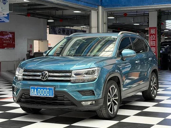 2022 Volkswagen Tharu I, голубой, 1650000 рублей - вид 1