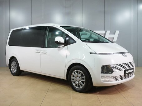 Hyundai Staria I