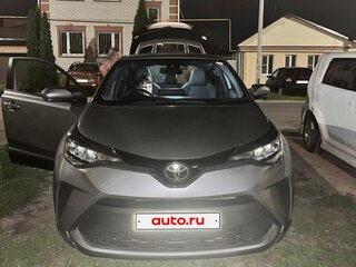 2020 Toyota C-HR I Рестайлинг, серебристый, 2000000 рублей, вид 2