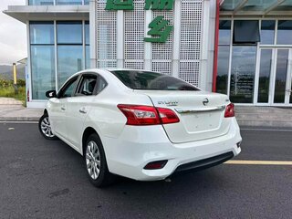 2023 Nissan Sylphy IV (B18) Рестайлинг, белый, 1340000 рублей, вид 3