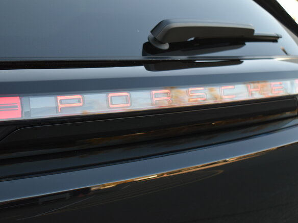 2026 Porsche Cayenne Electric IV, чёрный, 25190000 рублей - вид 33