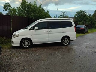 2000 Nissan Serena II (C24), белый, 430000 рублей, вид 3