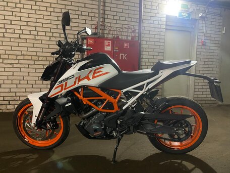 2020 KTM 390 Duke, белый, 530000 рублей, вид 1