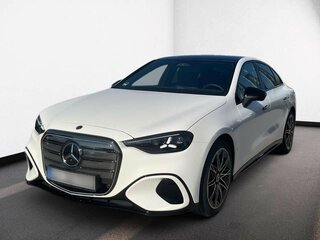 2026 Mercedes-Benz C-Класс 400 electric (W520), белый, 7500000 рублей, вид 3