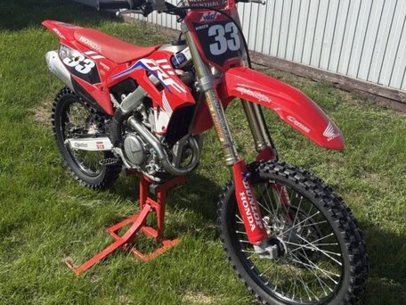 2024 Honda CRF 250R, красный, 610000 рублей, вид 3