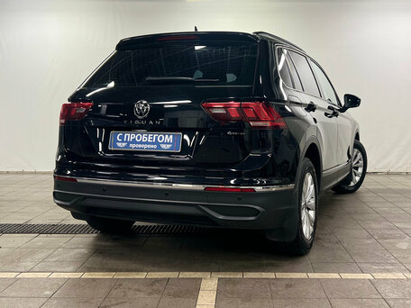 2022 Volkswagen Tiguan II Рестайлинг, чёрный, 3150000 рублей, вид 5