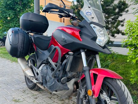 2015 Honda NC 750X, красный, 550000 рублей, вид 4