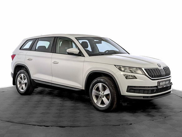 2021 Skoda Kodiaq I, белый, 2390000 рублей - вид 2