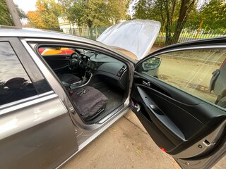 2010 Hyundai Sonata VI (YF), серый, 900000 рублей, вид 5