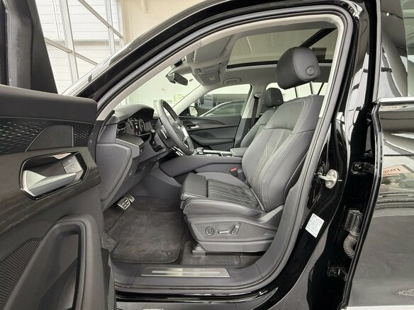 2026 Audi Q6 40 TFSI, чёрный, 7500000 рублей