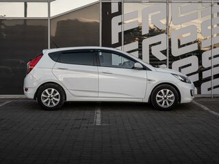 2014 Hyundai Solaris I, белый, 885000 рублей, вид 5