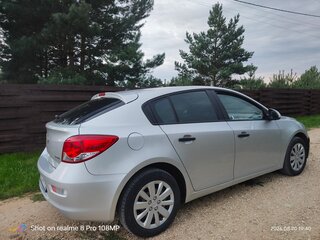2014 Chevrolet Cruze I Рестайлинг, серебристый, 655000 рублей, вид 5