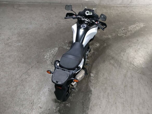 2013 Suzuki V-Strom DL 650, белый, 725000 рублей - вид 5