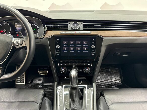 2019 Volkswagen Passat B8, белый, 1900000 рублей - вид 13