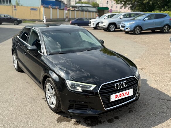 2019 Audi A3 III (8V) Рестайлинг, чёрный, 1800000 рублей - вид 3