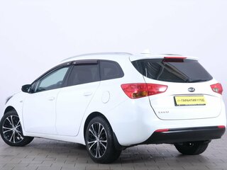 2017 Kia Ceed II Рестайлинг, белый, 1279000 рублей, вид 4